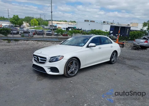 2019 Mercedes-Benz E 300 4Matic z USA, uszkodzony, nr VIN WDDZF4KB3KA525715